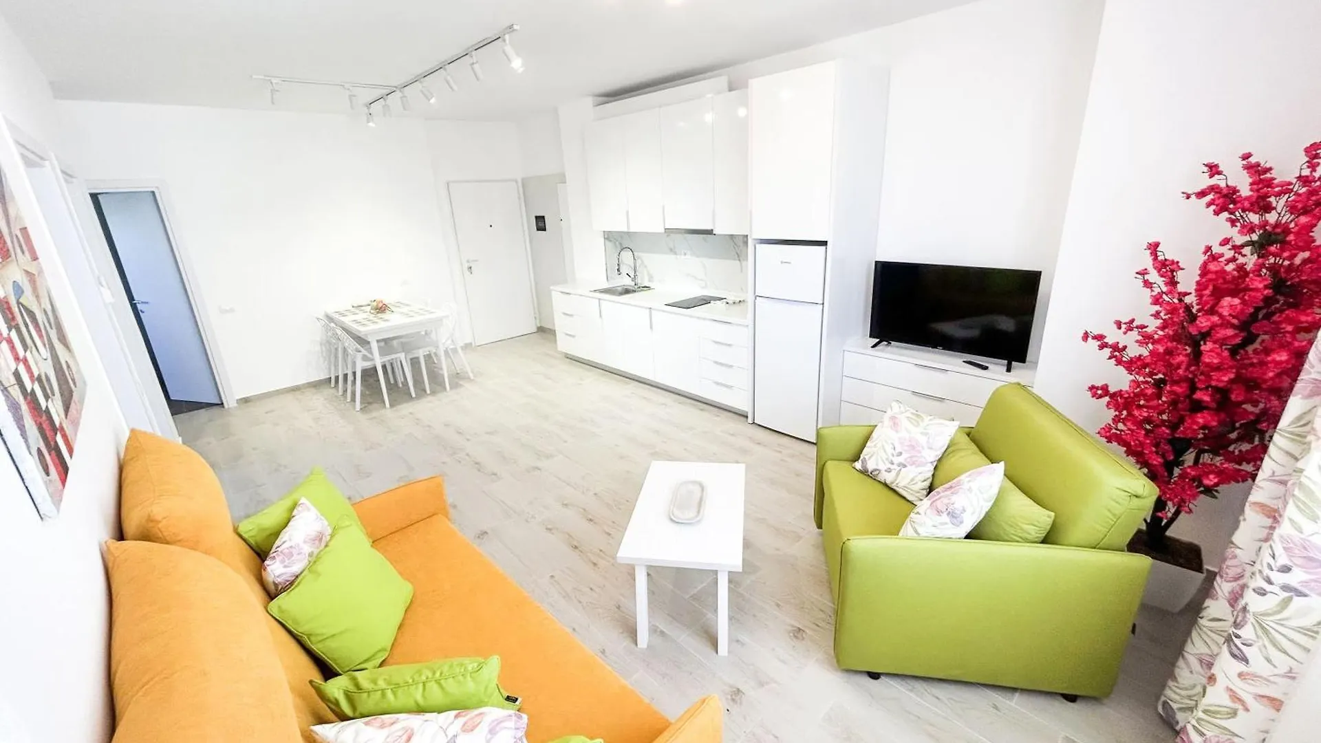 2 Bedroom Apartment 928 Golem  0*, Golem (Tirana) Albania